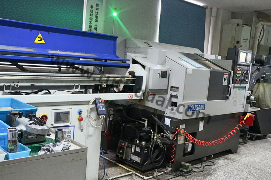 TSUGAMI CNC Precision Automatic Lathe -M42SD